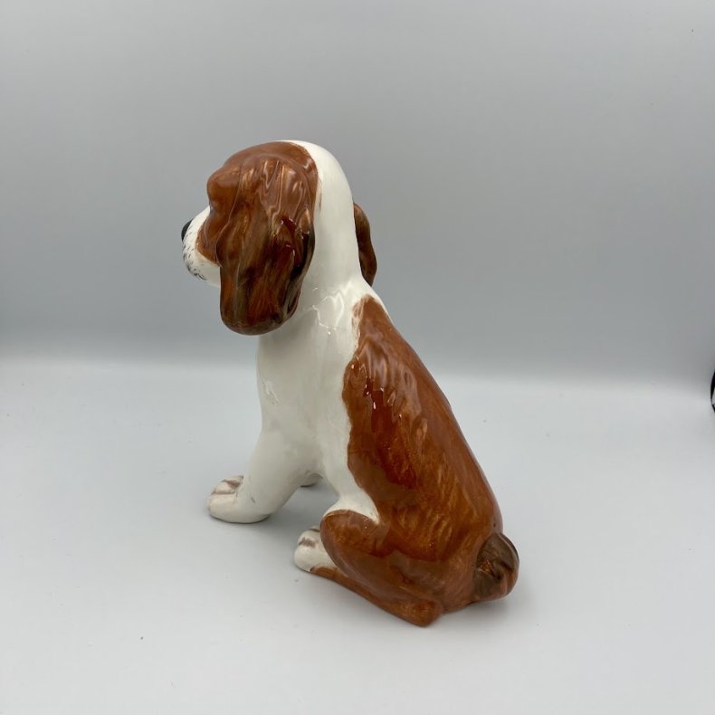Vintage Italiensk Keramik Hund � H�ndmalet Spaniel / Beagle Hvalp (1970'erne)