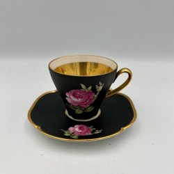 Elegant vintage mokkakop med underkop i porcel�n og 24K guld